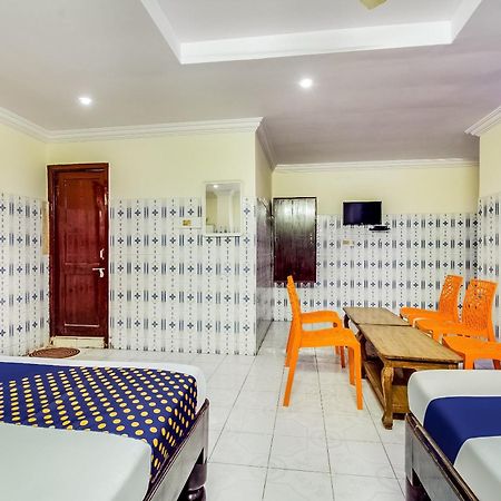 Guntūr Spot On Sri Surya Lodge מראה חיצוני תמונה
